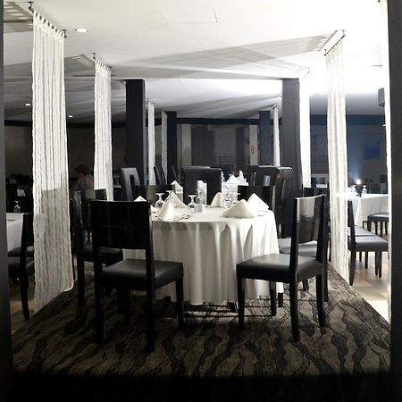 Regent Star Hotel Piarco Экстерьер фото