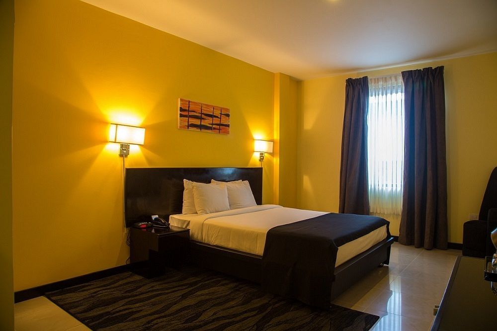 Regent Star Hotel Piarco Экстерьер фото
