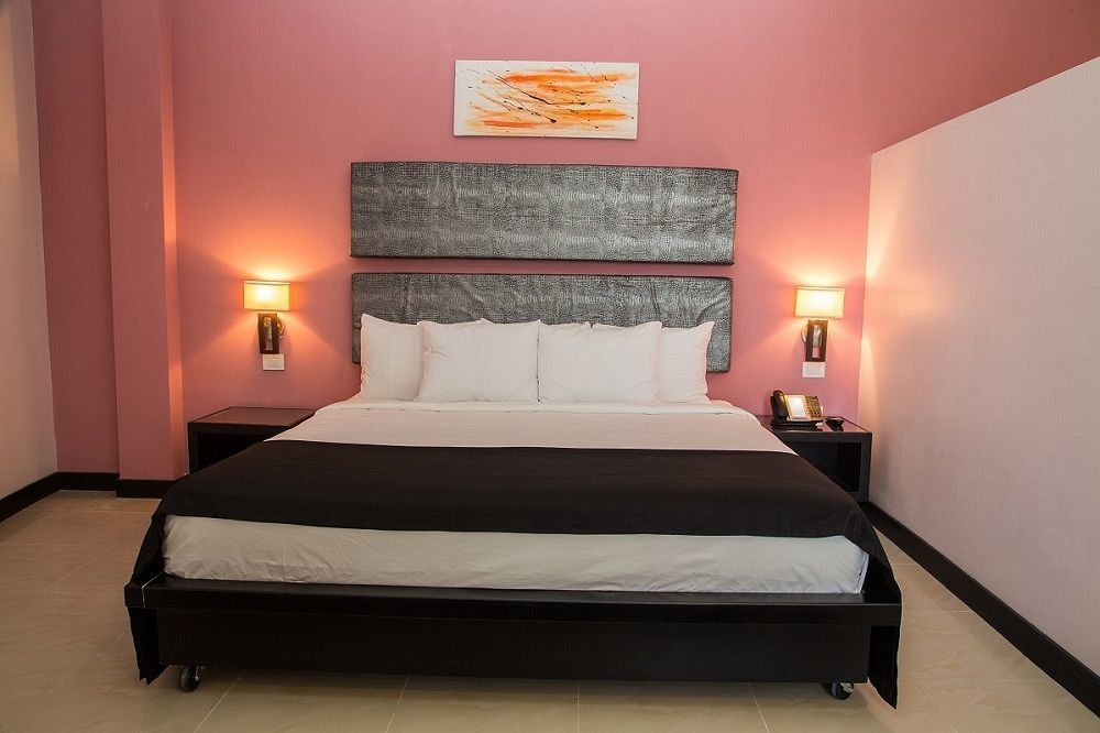 Regent Star Hotel Piarco Экстерьер фото