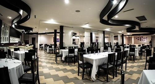 Regent Star Hotel Piarco Экстерьер фото